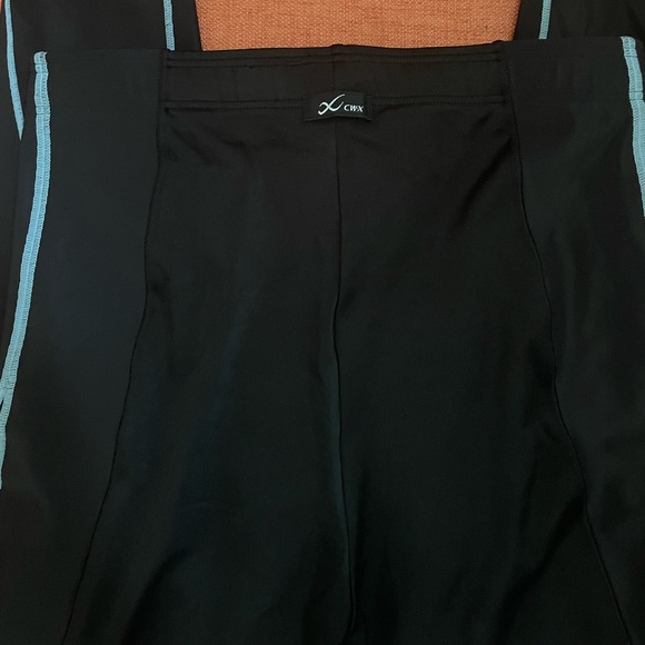 CW-X Women’s Stabilyx Joint Support 7/8 Compression Leggings Size L - Picture 2 of 4